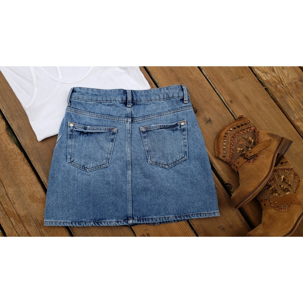 SOLD☆MNG Floral Embroidered Denim Mini Skirt XXS - Picture 5 of 6